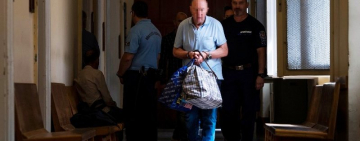 Украинскому капитану пассажирского судна «Viking Sigyn»  прокуратура Венгрии выдвинула официальное обвинение.