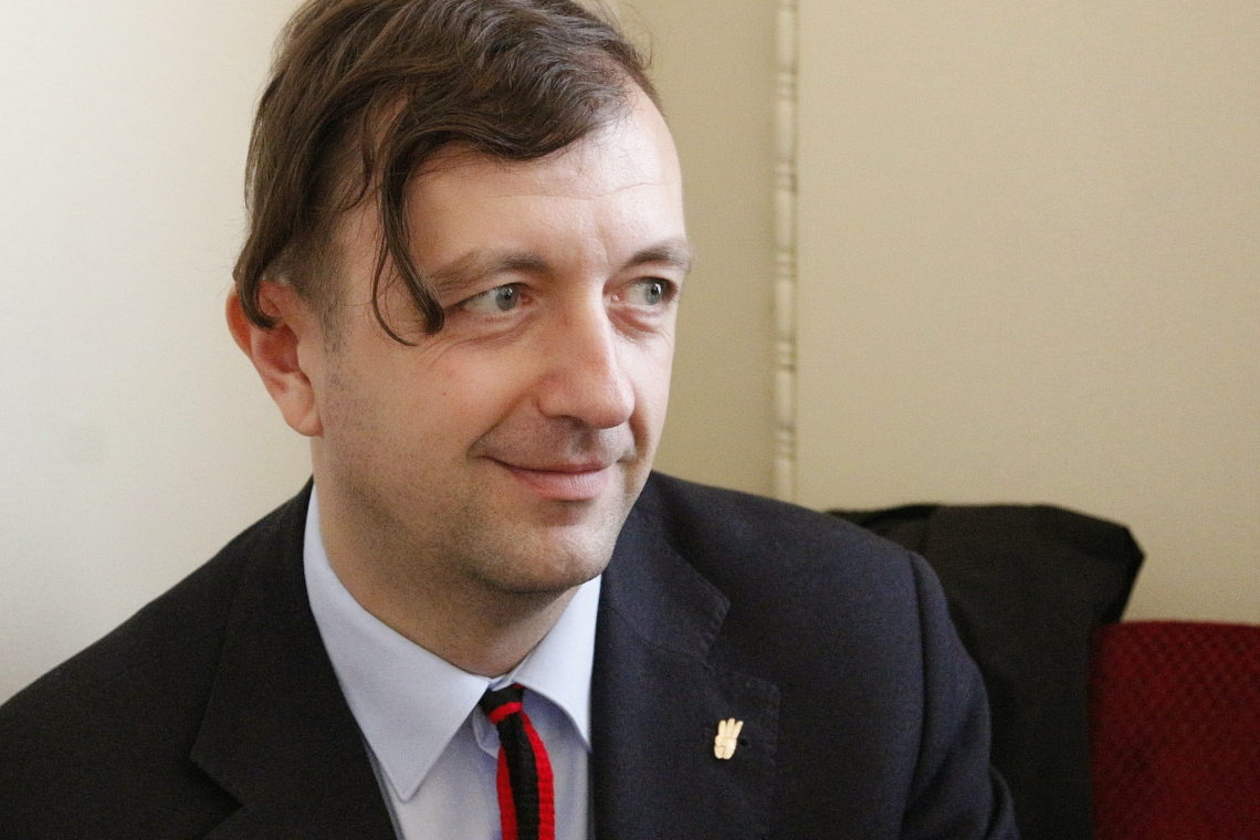 Активист Леонов госпитализирован после драки со "Слугой народа"
