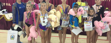 До Нового року 8 днів: передноворічна спортивна радість арцизьких акробаток