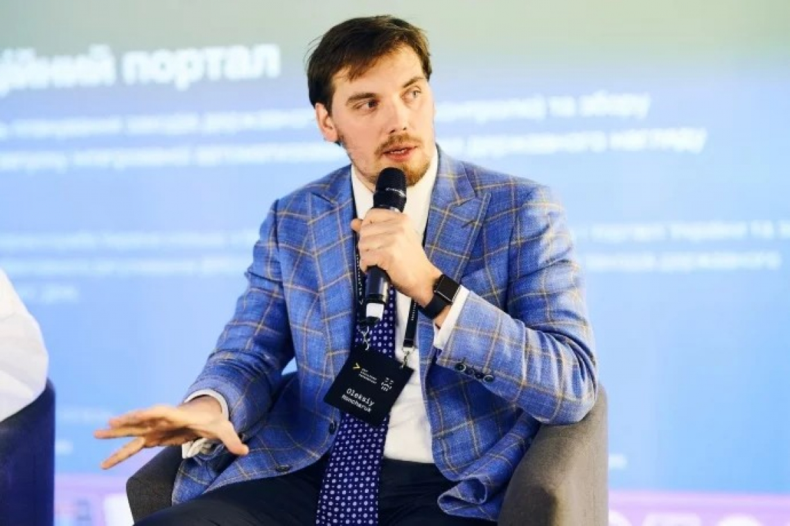 "Плёнки Гончарука":  "Слуги народа" поддержали премьер-министра - СМИ