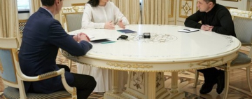 Зеленский поручил Минздраву улучшить информационную кампанию относительно коронавируса