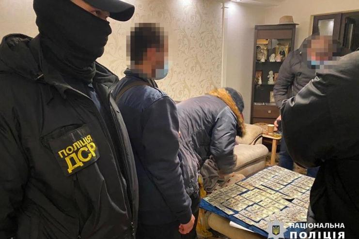 В Одесі на хабарі у 25 000 доларів викрито прокурора