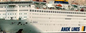 Вы все заражены коронавирусом:  ужасающие подробности с судна, на котором находятся 84 украинских моряка