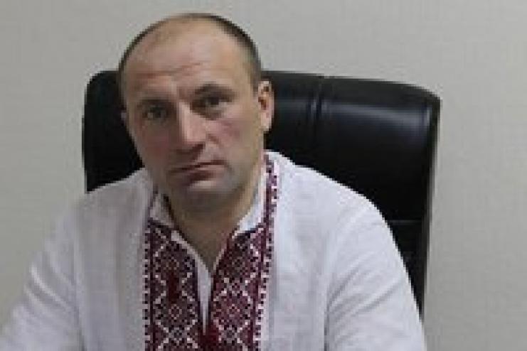 Мер Черкас відповів Президенту: Черкаси чинитимуть опір і готові об'єднати Україну