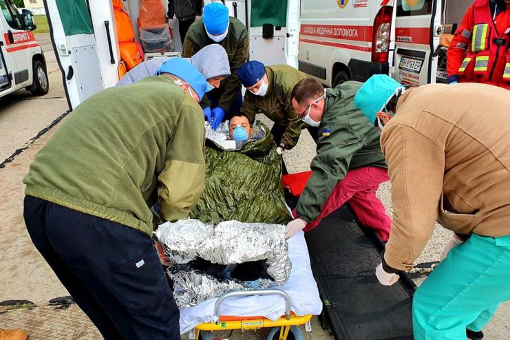 В Одессу прибыл борт с 12 бойцами ВСУ: четверо тяжёлых