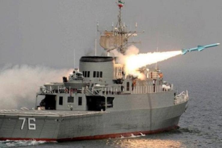 Есмінець Ірану помилково обстріляв і потопив дружній корабель: є жертви