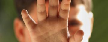 Твоя рука, ударившая раз, ударит  еще не  раз через поколения