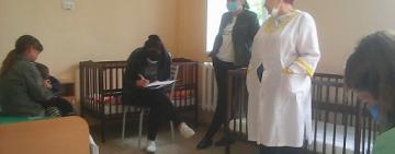 В Арцизском районе с матерью троих детей провели профбеседу из-за ненадлежащего выполнения родительских обязанностей 