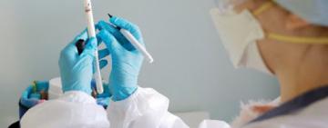  В Україні на COVID-19 захворіли майже 25 тисяч людей