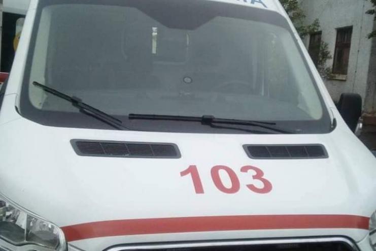 Привезли, показали и уже почти забрали: жители Вилково борются за подаренный громаде реанимобиль