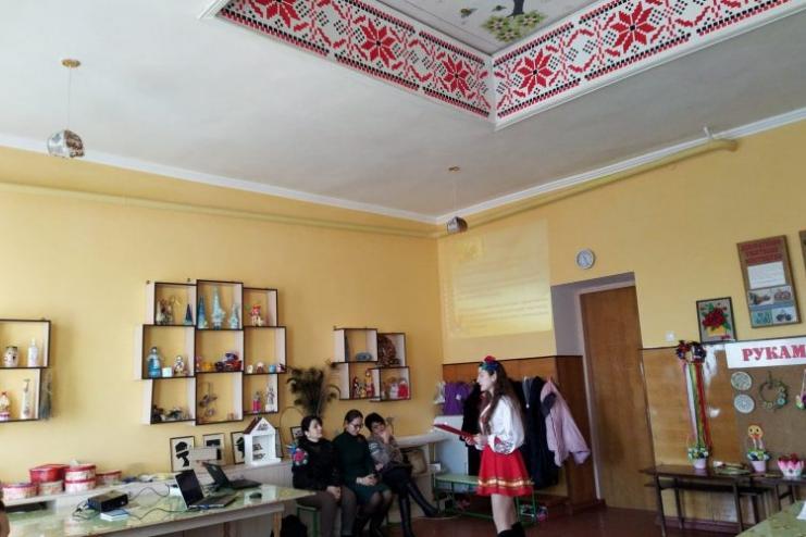 Маленькие татарбунарцы развиваются во время карантина.