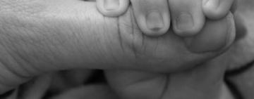 В Запорожье няня частного детского сада задушила годовалую малышку подушкой