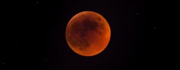 НЕ ПРОПУСТИТЕ: сегодня будем наблюдать необыкновенное лунное затмение