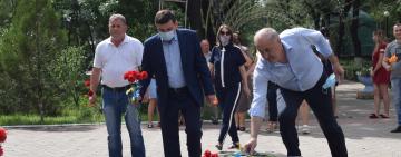 В Арцизе в День памяти и скорби состоялось возложение цветов