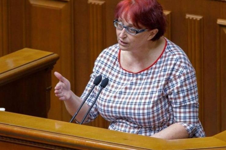 "Слуга народа" Третьякова считает, что безработные рожают детей "очень низкого качества"