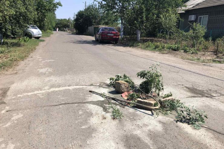 ФОТОФАКТ: ямочный ремонт "своими руками"