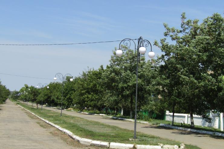 В Весёлой Долине светло и красиво!