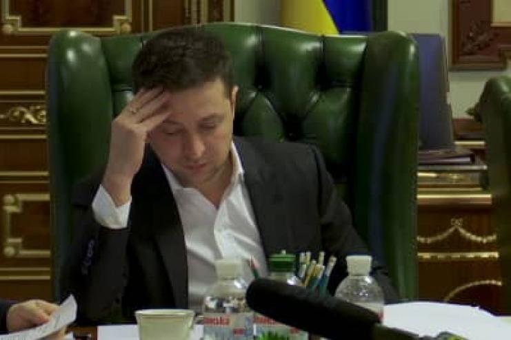 Петиция об отставке Зеленского набрала необходимые голоса