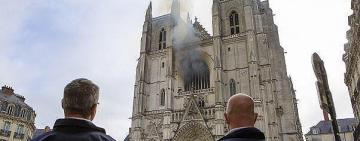 Собор в Нанте поджег волонтер
