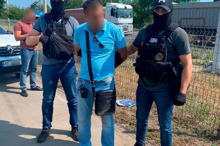 В Одесской области майор полиции попался на взятке
