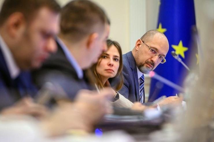 Скасовано обмеження в 47000 грн зарплат для членів правління та наглядових рад трьох державних банків