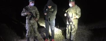 Возле пункта пропуска «Рени», пограничники обнаружили нарушителя границы