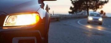 Вниманию водителей! С 1 октября за пределами города необходимо включить ближний свет фар