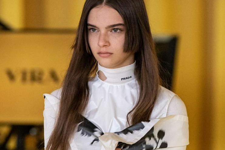 Девушка из Кубея дебютировала на показе Prada в Милане