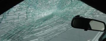 Разозлился из-за карантинных ограничений: в Одессе парень разгромил маршрутку