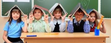 АРЦИЗСКИЕ ШКОЛЬНИКИ В ПОНЕДЕЛЬНИК ВНОВЬ СЯДУТ ЗА ПАРТЫ