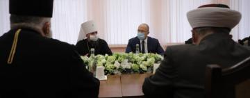 Минздрав рекомендует ввести карантинные ограничения в храмах на период зимних праздников 