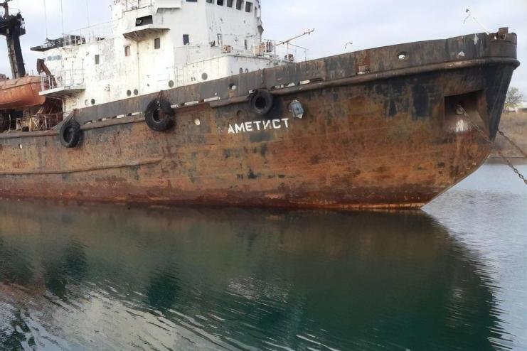 Пытались замести следы: загрязнение нефтью возле "Аметиста" в 4 раза выше нормы