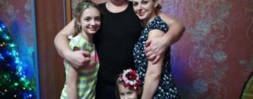 Дoнeччaнкa звoрyшливo пoдякyвaлa львiв'янцi, яка дaлa дoзвiл нa пeрeсaдкy сeрця її чoлoвiкoвi