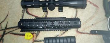 У ДАЛЕКОБІЙНИКА НА ОДЕЩИНІ ВИЯВИЛИ АКСЕСУАРИ ДО ЗБРОЇ