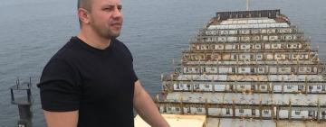 Умирающего моряка из Украины на судне спасали боцман и врач…по телефону