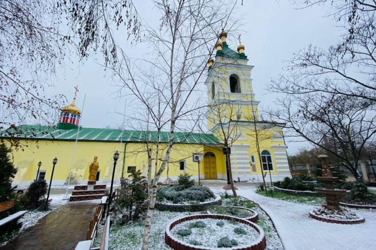 Внимание! Свято-Николаевский храм Килии проводит онлайн-конкурс на лучшее исполнение колядки