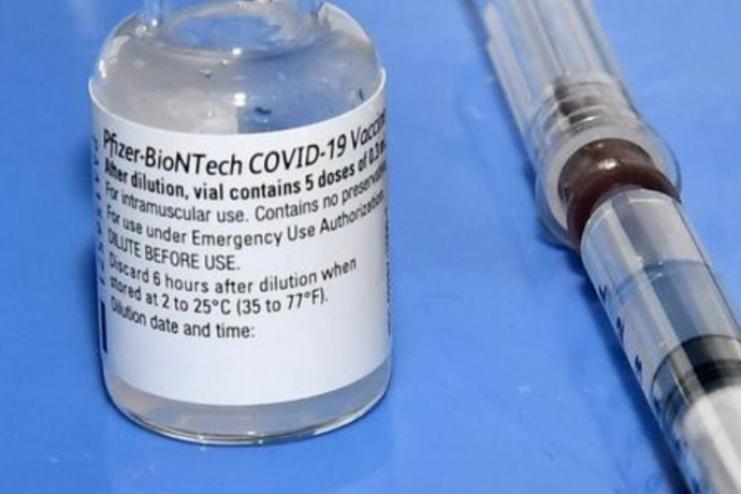 Більшість вакцини COVID -19 скуповують багаті країни