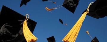 В Украине отменили красные дипломы об образовании. Документ