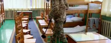 Полицейские проверяют сообщение о минировании  373 учебных заведений в Одессе и области