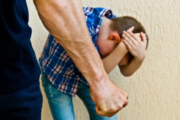 Под действием зеленого змея: житель Аккермана избил своего 13-летнего сына