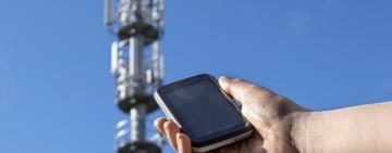 Минздрав повысил нормы излучения в 10 раз ради вышек мобильной связи