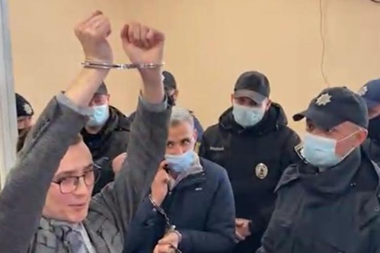 Суд дал Стерненко семь лет тюрьмы