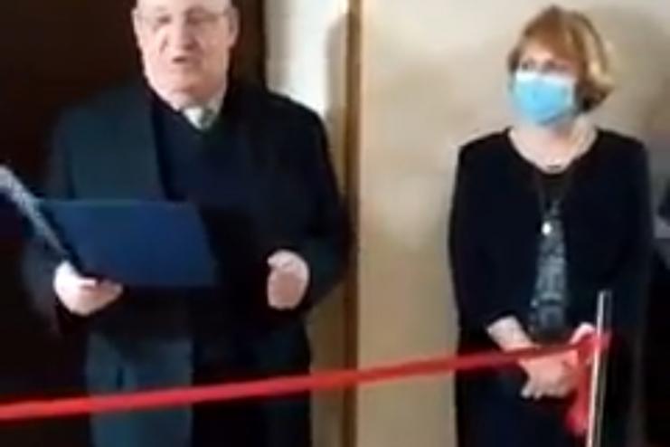 У Києві в одному ВНЗ до 8 БЕРЕЗНЯ помпезно відкрили жіночу вбиральню