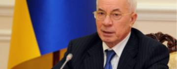 Азарову повідомили про підозру в держзраді через Харківські угоди