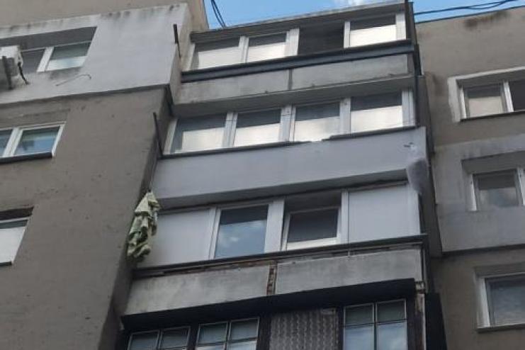 На Одесчине женщина сорвалась с 9 этажа, спасаясь от пожара, и погибла