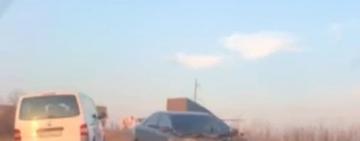 Сокрушительное ДТП на трассе Одесса-Рени: столкнулись фура и легковушка (видео очевидца)