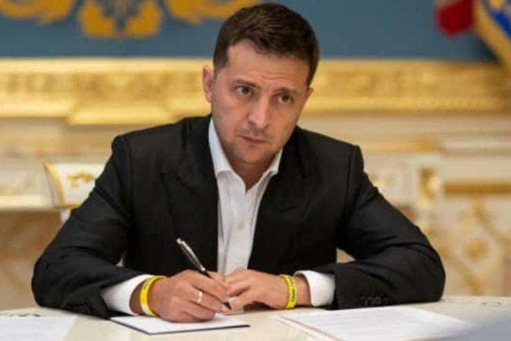 Зеленський підписав указ про план вакцинації: більшість дорослих в Україні мають щепити до кінця року