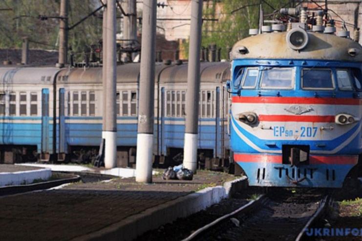  Від сьогодні поїзди по Україні курсуватимуть без обмежень 