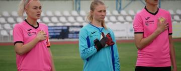 Девушка-вратарь - Людмила Устинова из Березино