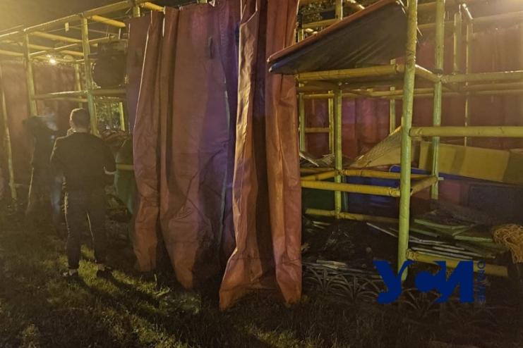 В Одессе сгорел детский аттракцион: вероятная причина - поджог